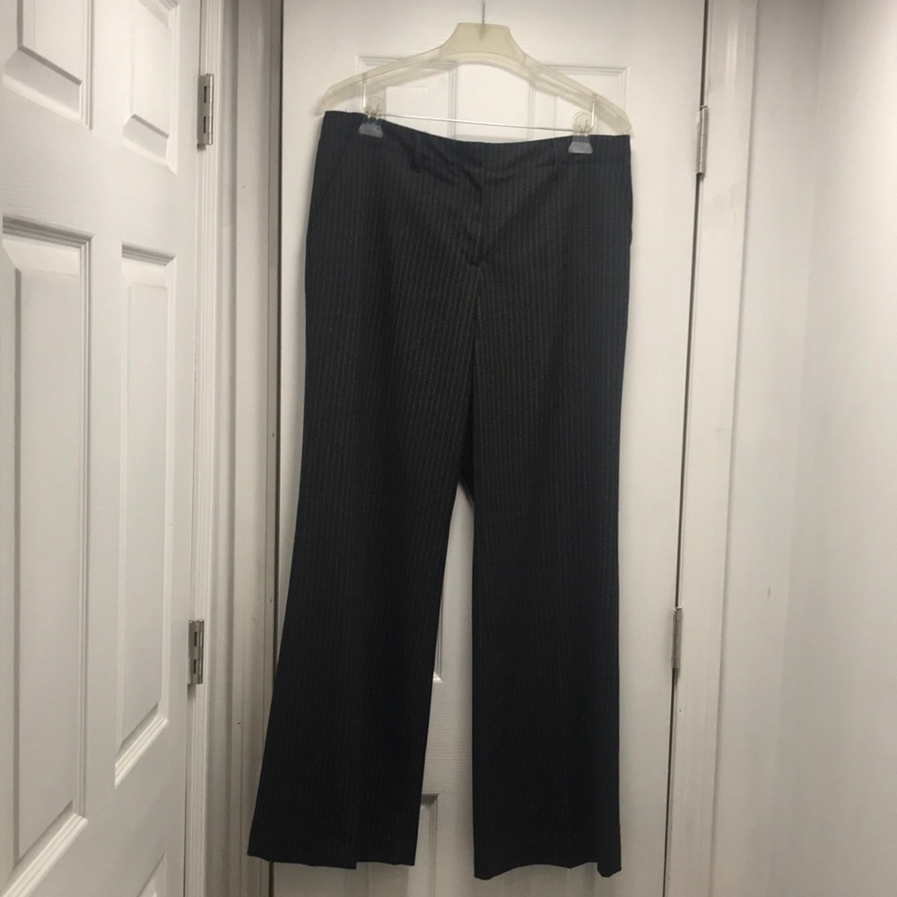 Grace Element size 12 Womens semi wide keg dress pants.